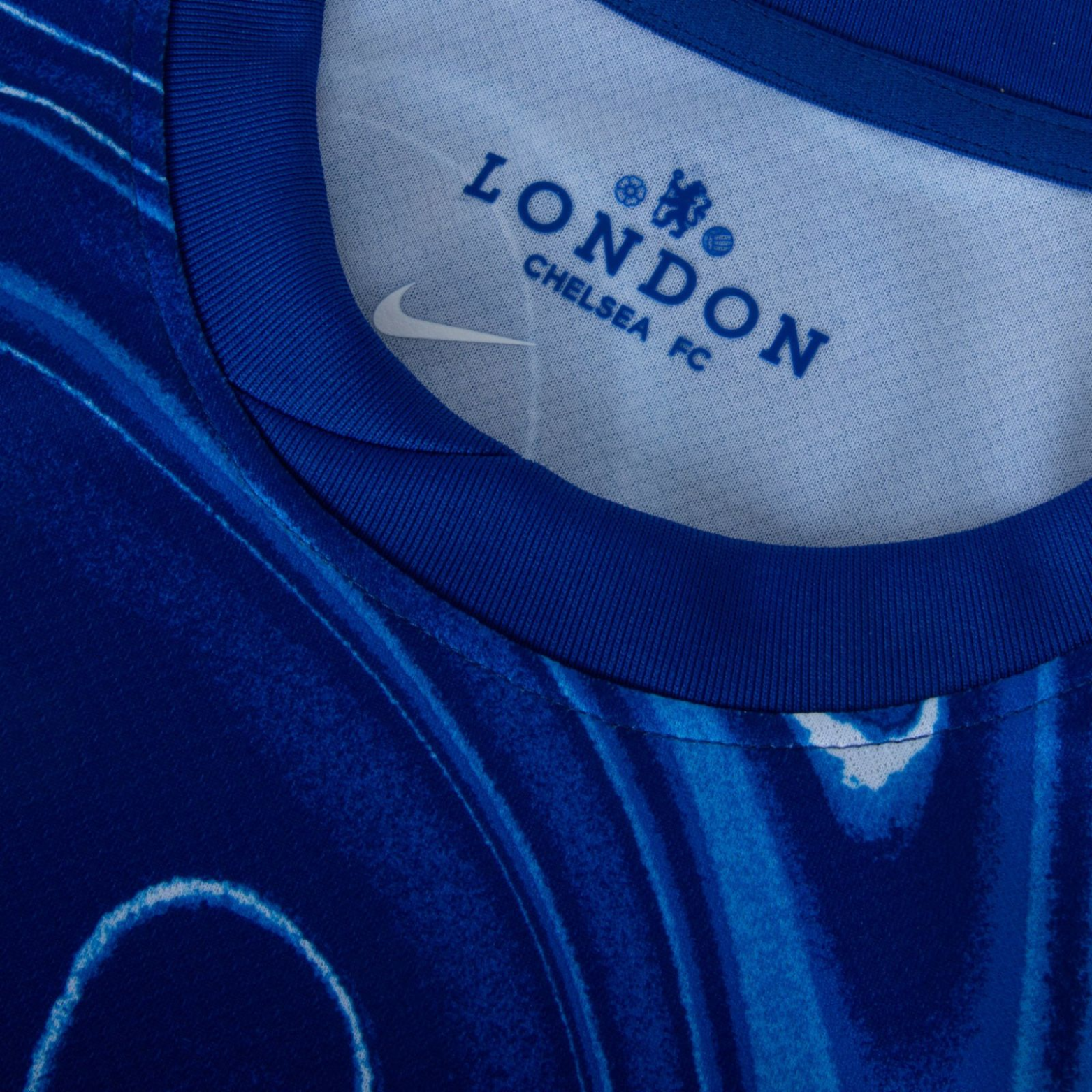 Chelsea Version Féminine 24/25 - Tous les Sponsors