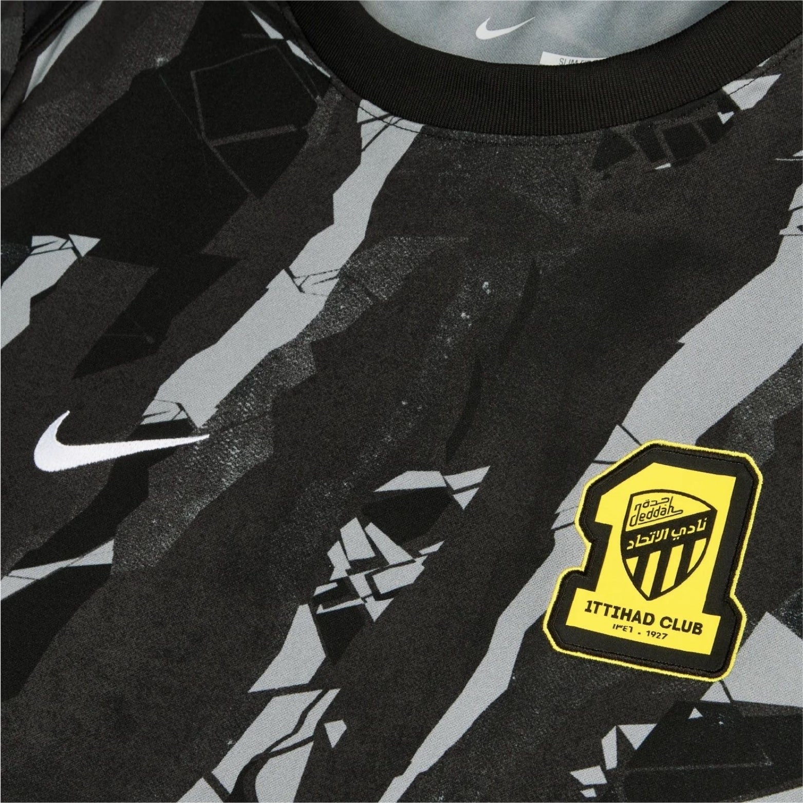 Al-Ittihad Club Avant-Match 25/26