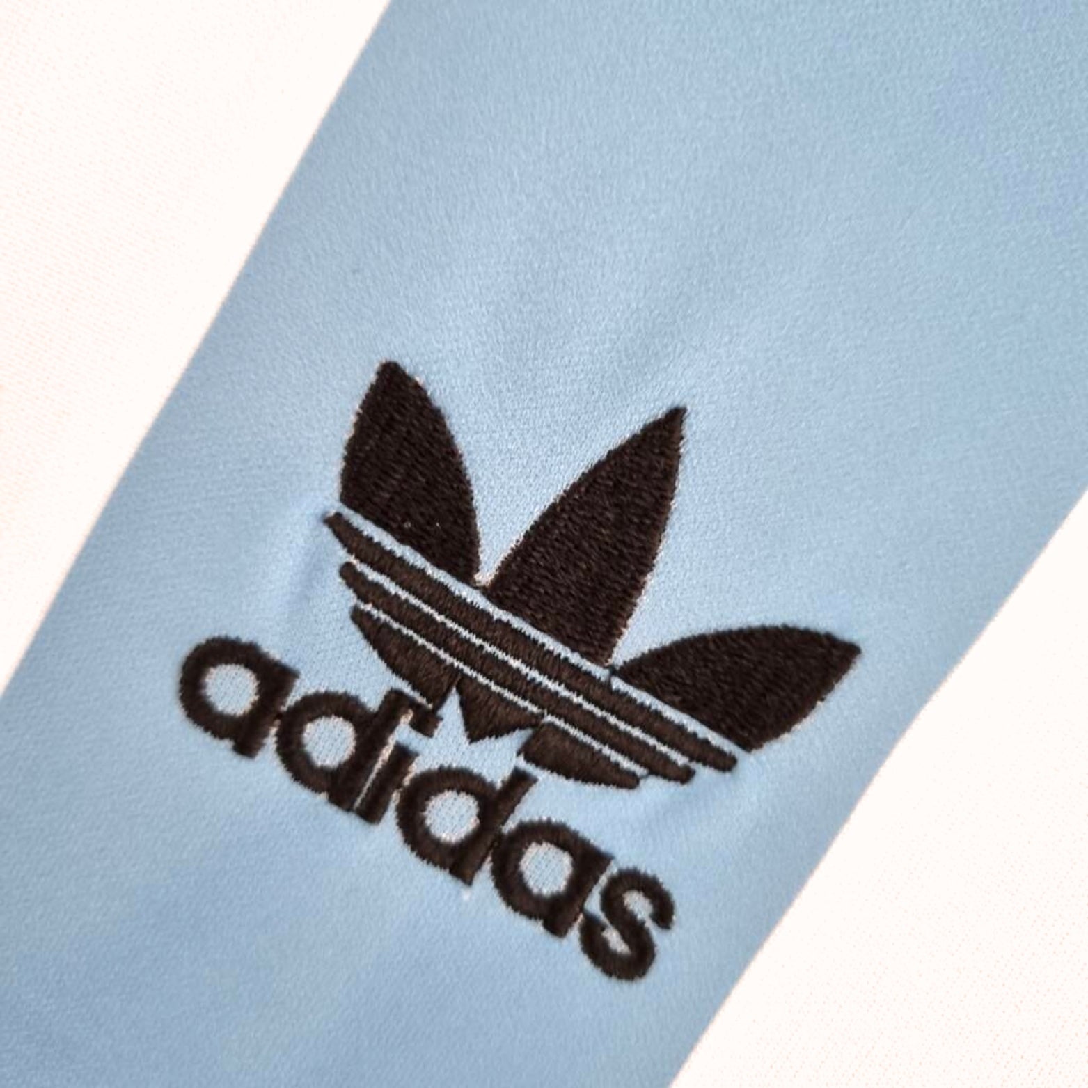 Argentine Domicile 93/94