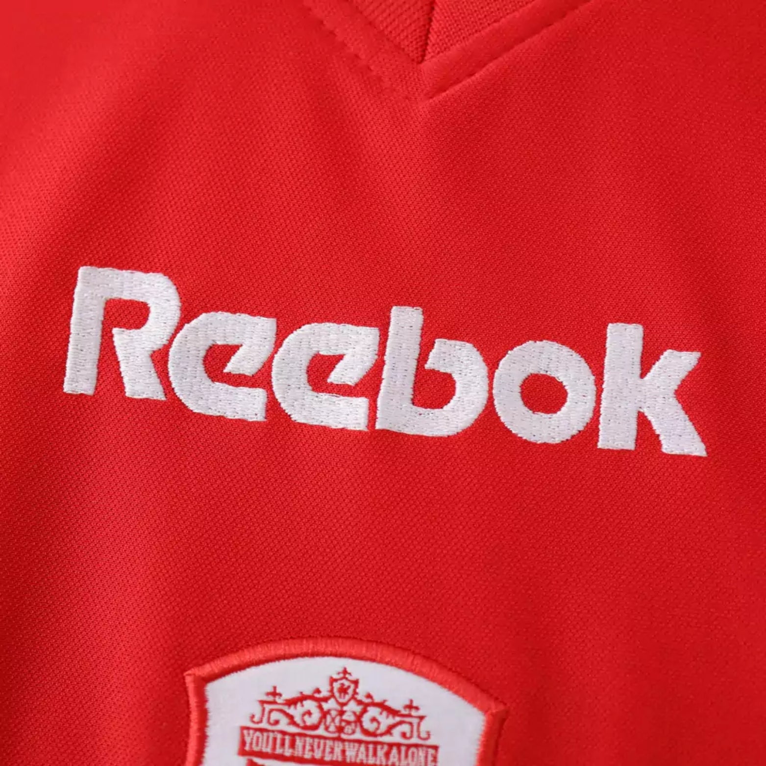 Liverpool Domicile 00/01