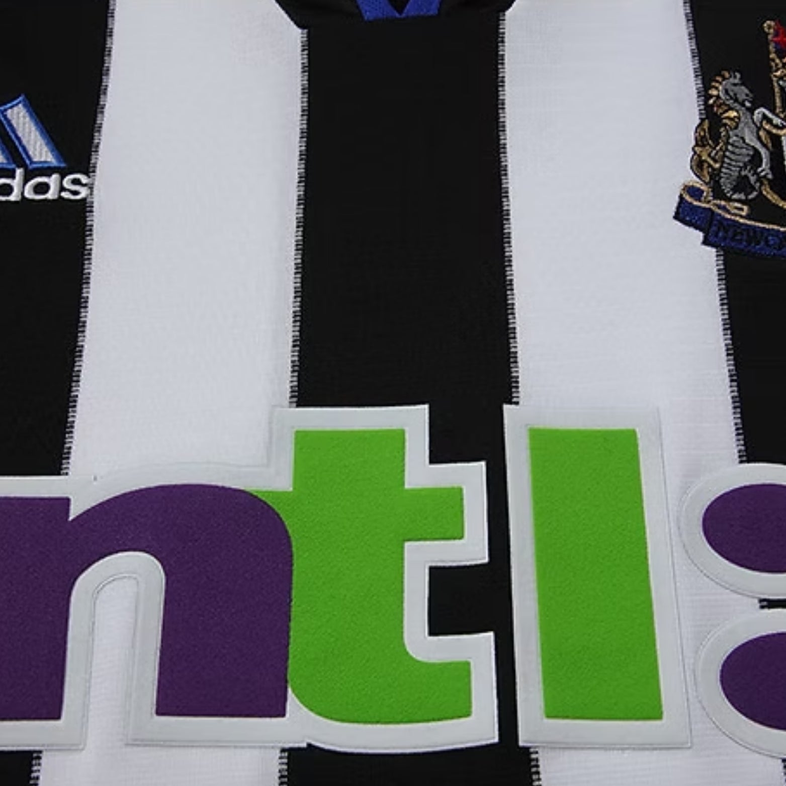 Newcastle United Domicile 00/01